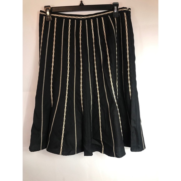 Ann Taylor Dresses & Skirts - ANN TAYLOR:  chain printed skirt  75% silk size: 6